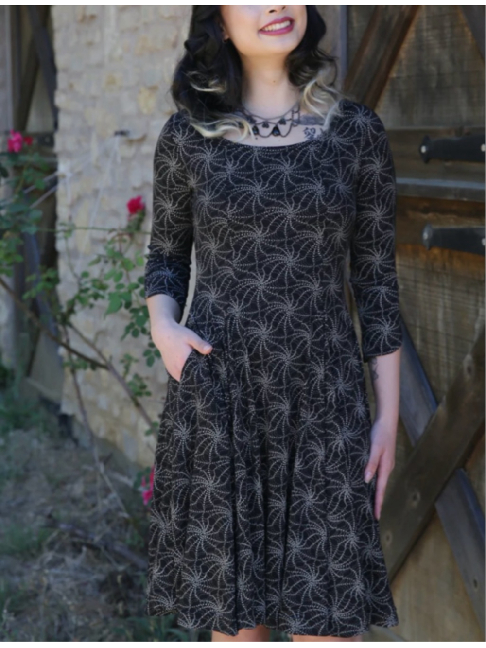 Effie's Heart Poem Dress Black Starburst Geometric Fit Flare Small Pockets